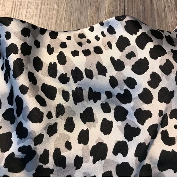 FOREVER 21 Womens Crop Spaghetti Top Animal Print Adjustable Sz Small - Picture 9 of 10